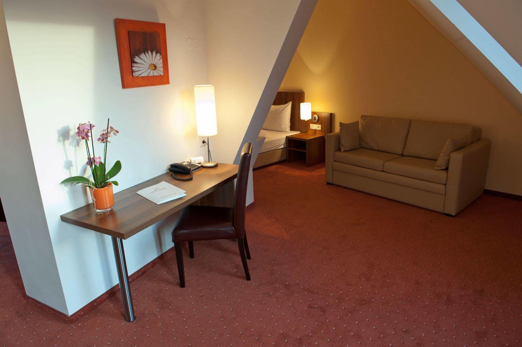 Hahn Hotel ウィーン エクステリア 写真